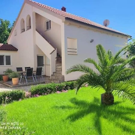 Apartments Zelic Zara Esterno foto