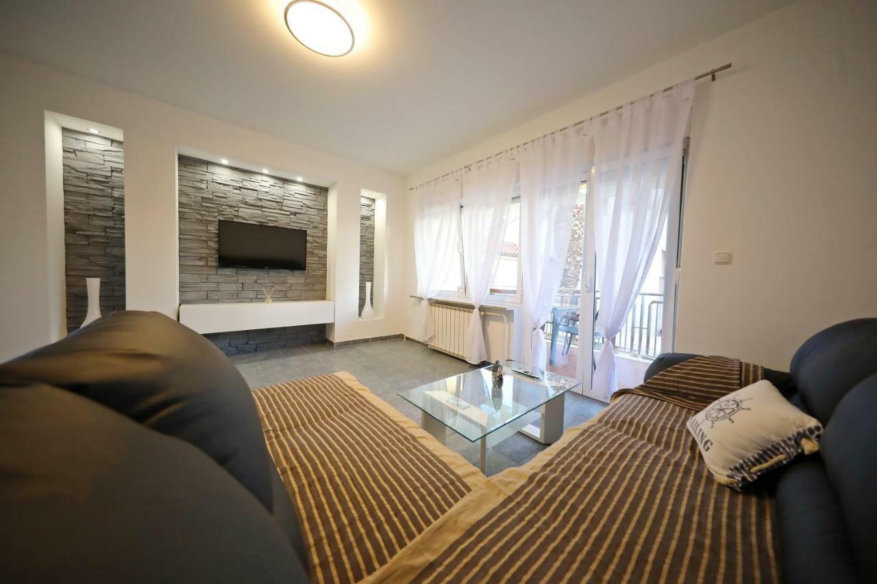 Apartments Zelic Zara Esterno foto